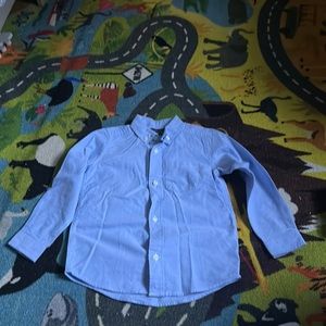 Never worn blue long sleeve. Oxford.sz 5T